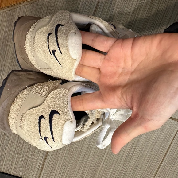 Nike - Picture 5 of 6